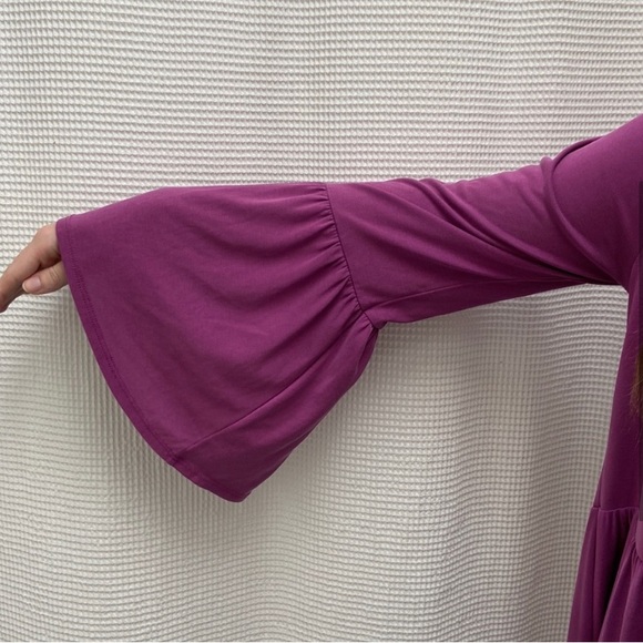 Women’s Kimchi Blue Off-The-Shoulder pink/purple flowy long-sleeves blouse. Sz S - Picture 3 of 8